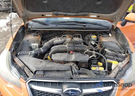 2014 Subaru Xv Crosstrek 2.0I Premium z USA, uszkodzony, nr VIN JF2GPACC8E8236928